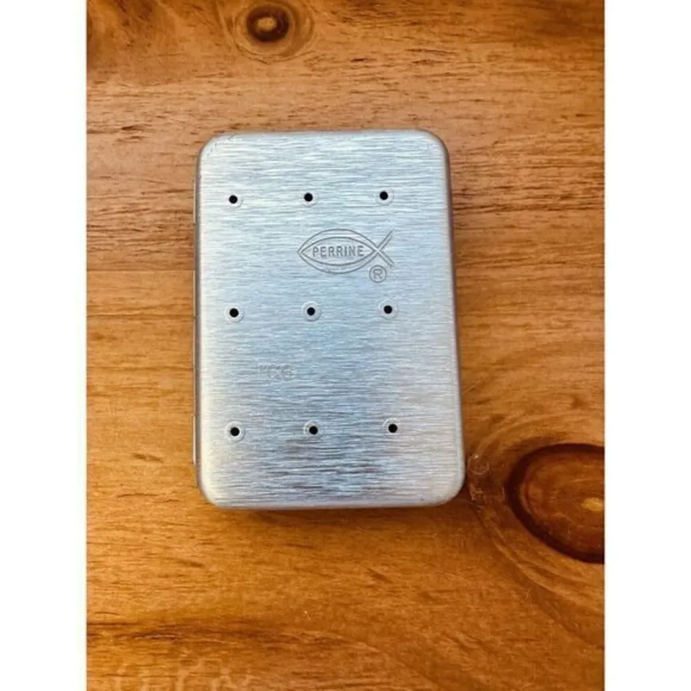 Perrine #66 Aluminum Sterling Quality Tackle Fly Box W/Over 50 Flies Pocket Size